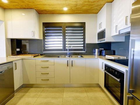 Hibiscus Court 3 Forster Main Beach! - Accommodation Ballina 1