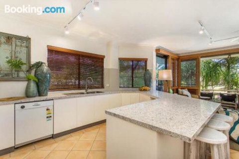 2 / 66 Lawson Street Byron Bay Koranba - Accommodation Ballina 1