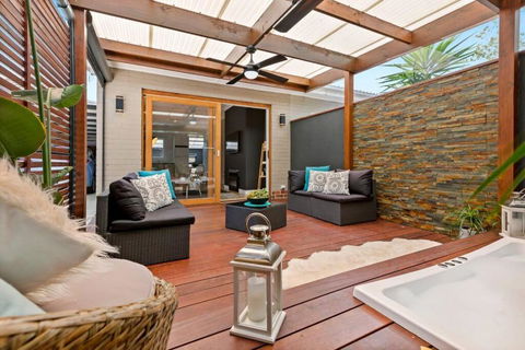 AMORE A Tranquil Retreat With Couples Spa - Accommodation Ballina 1