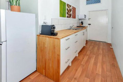 Easy Going Holiday Unit On McKenzie MK5 - Accommodation Ballina 2