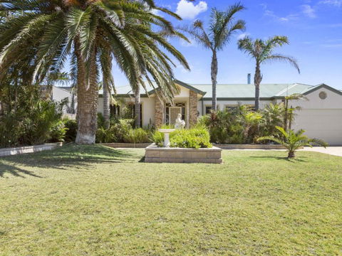 DIAMOND BAY RETREAT SORRENTO - Accommodation Ballina 5