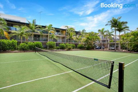 Baden 51 Rainbow Shores Air Conditioned Walk To Beach Swimming Pools - Accommodation Ballina 5