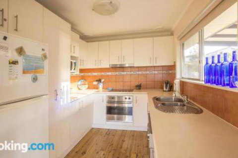 Clissold Street 11 Mollymook - Accommodation Ballina 0