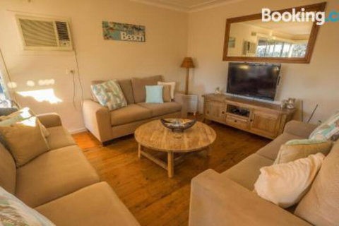 Clissold Street 11 Mollymook - Accommodation Ballina 5