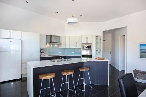 Beachfront Apartment 10 - Accommodation Ballina 1