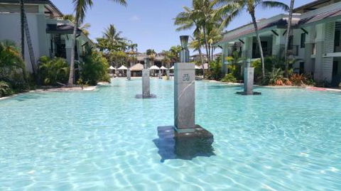 Sea Temple Port Douglas Swim Out Two Bathrooms Direct Pool Access - Accommodation Ballina 0