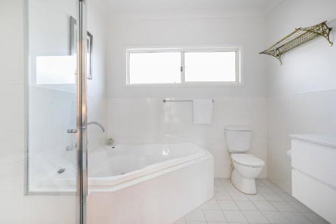 Aegean On The Beach - Accommodation Ballina 4