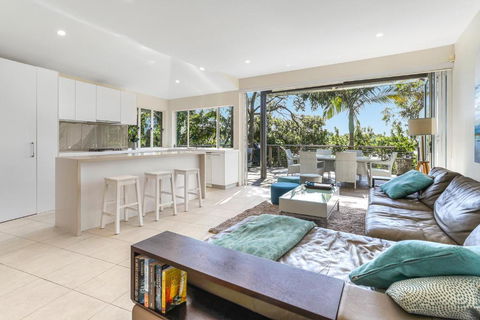 The Peachy Life Sunshine Beach - Accommodation Ballina 3