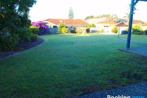 Bombora Self Contained Studio - Accommodation Ballina 1