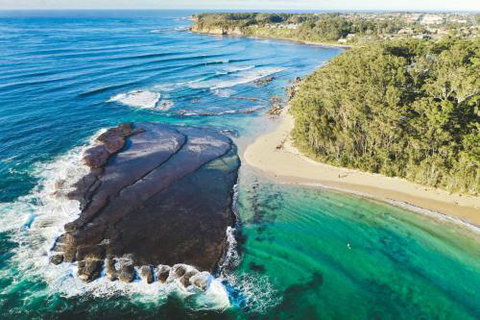 Stunning Clifftop Location 213 Mitchell Pde - Accommodation Ballina 4