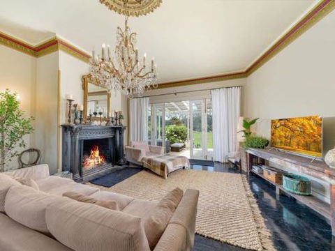 Wembley House Southern Highlands With 4pm Check Out Sunday - Accommodation Ballina 5