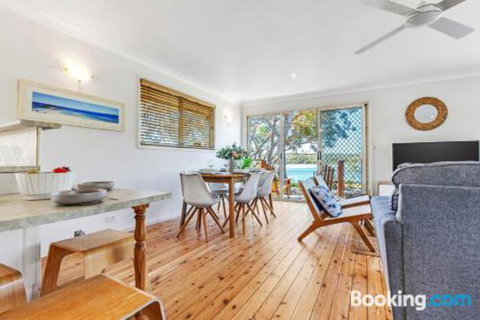 Matron Porter Drive 1 Narrawallee - Accommodation Ballina 1