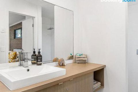 Fingal River View House - Accommodation Ballina 2