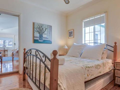 FRESHWATER Gerroa 4pm Check Out Sundays - Accommodation Ballina 2