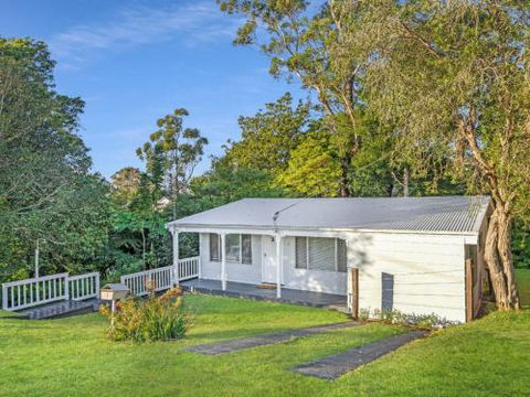 MOBYS At HYAMS Hyams Beach 4pm Check Out Sundays - Accommodation Ballina 1