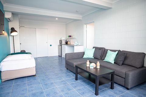Airlie Sun & Sand Accommodation 2 - Accommodation Ballina 1