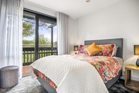Villa Locarno - Accommodation Ballina 1