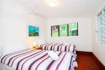 The Oak Beach Beachhouse - Accommodation Ballina 4