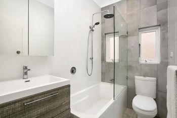 Two Bedroom Beachside Apartment CLOV4 - Accommodation Ballina 5