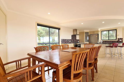 A Vista, Townhouse 1 - Accommodation Ballina 3
