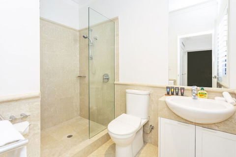 Cottesloe Aqua Retreat - Executive Escapes - Accommodation Ballina 2