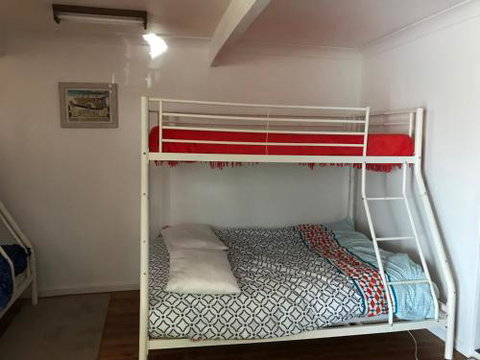 BOMBORA At MOLLYMOOK - Accommodation Ballina 0
