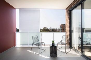 Designer Executive Apartment + Parking Near Train - Accommodation Ballina 3