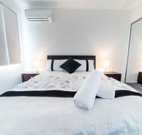 1 Bedroom Gold Coast Beachside Apt w AC  Parking - Accommodation Ballina
