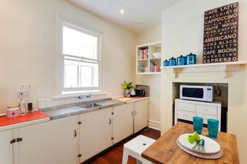 Cottesloe Sunnyside Cottage - Accommodation Ballina 5