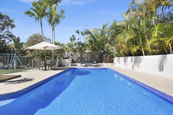 Burleigh Heights - Accommodation Ballina 3