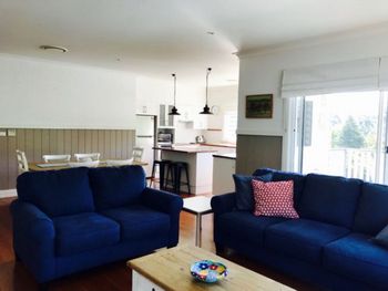 Lugarno House - Accommodation Ballina 4