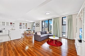Deluxe Sydney Central Penthouse With Pool & Gym - Accommodation Ballina 0