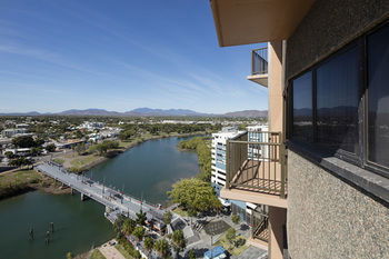 Holiday Inn Townsville - Accommodation Ballina 3