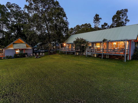 Vineyard Hill - Accommodation Ballina 0