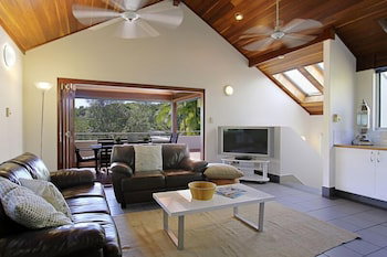 A PERFECT STAY - Clarkes Beach Villa - Accommodation Ballina 0