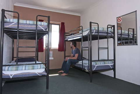 Byron Bay YHA Hostel/Backpackers - Accommodation Ballina 5