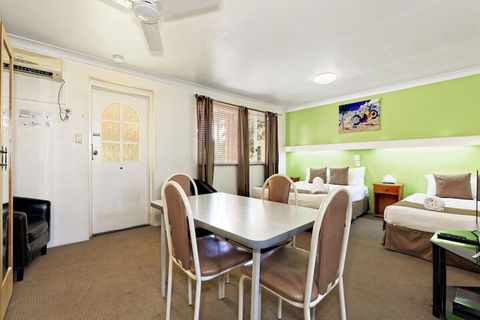 Riviera Motel Bundaberg - Accommodation Ballina 5