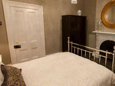 Finches Of Beechworth - Accommodation Ballina 5
