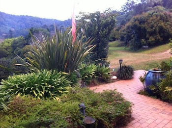 Ross Creek QLD Accommodation Ballina