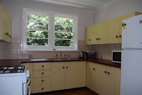 Clanwilliam - Accommodation Ballina 4