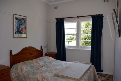 Clanwilliam - Accommodation Ballina 3