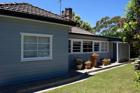 Clanwilliam - Accommodation Ballina 6