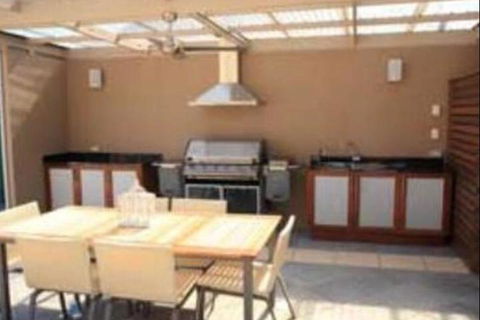 Amelia S Bed & Breakfast - Accommodation Ballina 7