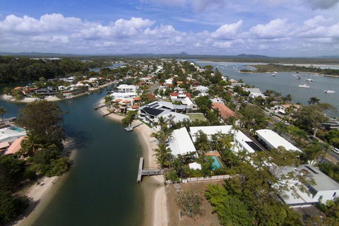 Caribbean Noosa - Accommodation Ballina 1