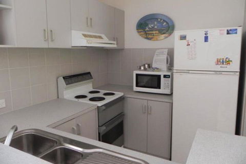 Noosa Terrace & Belmondos Waterfront Resort - Accommodation Ballina 3
