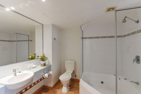 Burnett Riverside Hotel - Accommodation Ballina 3