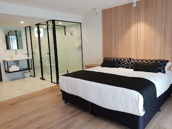 Ocean Front At The Entrance - Accommodation Ballina 6