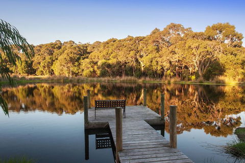 Acacia Chalets - Accommodation Ballina 7