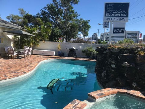 Cook's Endeavour Motor Inn - Accommodation Ballina 1