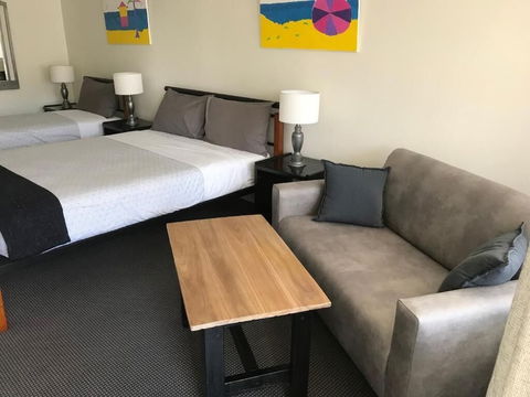 Cook's Endeavour Motor Inn - Accommodation Ballina 3